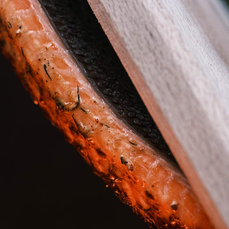 Flamm-Lachsbrett aus Kirschholz